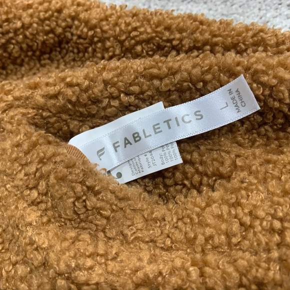 Fabletics Reversible Teddy Jacket - Picture 4 of 6